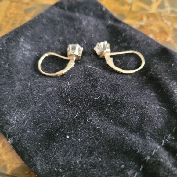 Elegant Gold and Silver Earrings - Picture 2 of 2